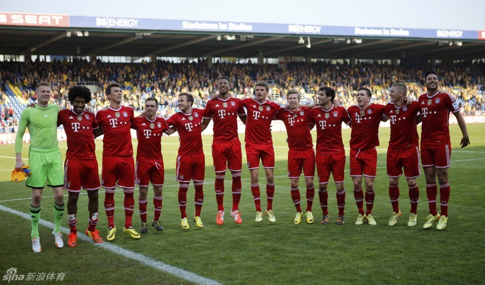 半场：云南1-0西海岸，奥斯卡助攻恩里克闪击（半场战报：云南1-0领先西海岸，奥斯卡助攻恩里克闪电破门）