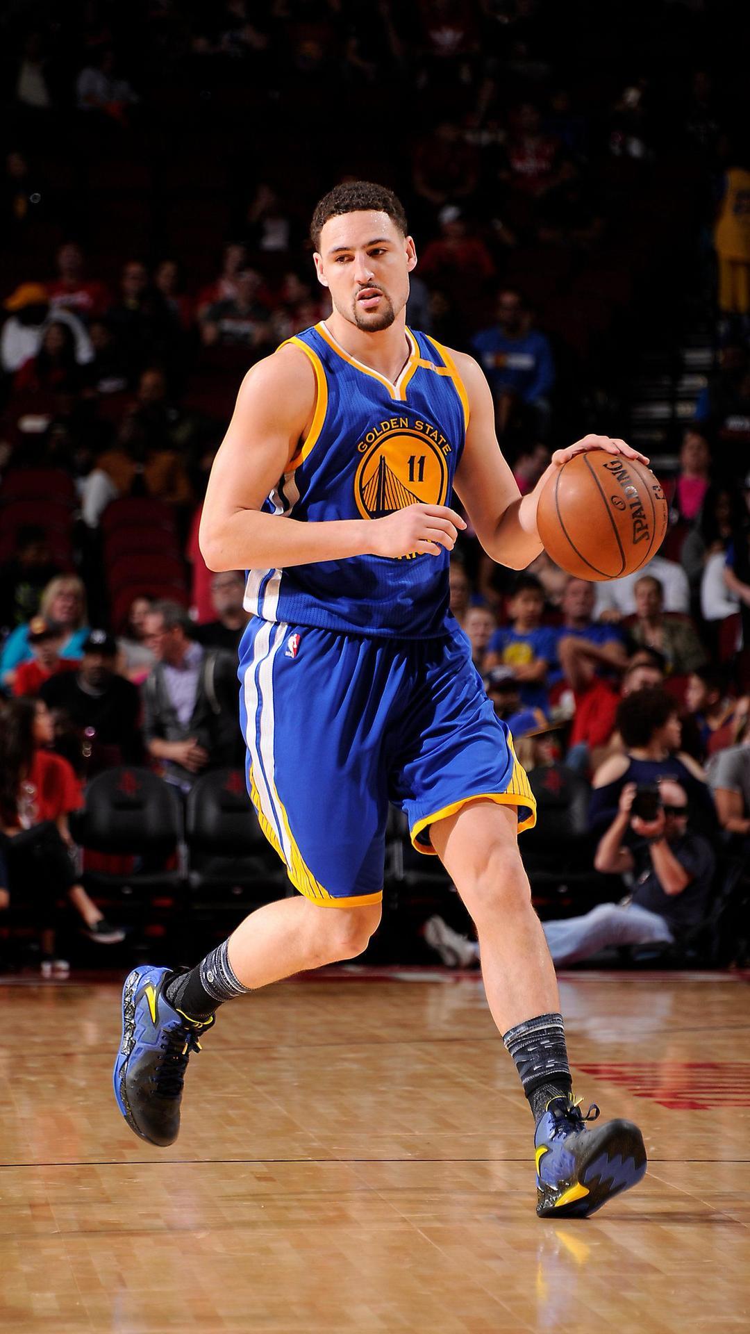 法尔克：二队前锋利契纳预计冬窗离队，拜仁希望加入回购条款（法尔克：拜仁二队前锋利契纳预计冬窗离队，俱乐部盼加入回购条款）