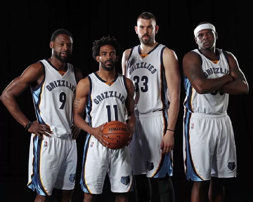 吕迪格：伤缺这段时间我身心得到放松；居莱尔的天赋无需多说（吕迪格：因伤休战让我身心放松，居莱尔的天赋毋庸置疑）