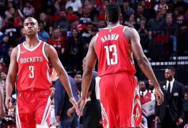 邦马蒂：对今年金球奖其实没太多期待；向梅西发起冲击？不会（邦马蒂谈金球奖：今年并无太多期待；挑战梅西？不会）