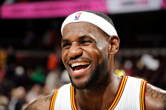 半场战报：巴塞尔1-1阿斯顿维拉，达尼柳克，盖桑破门（半场速报：巴塞尔1-1阿斯顿维拉，达尼柳克与盖桑各建一功）