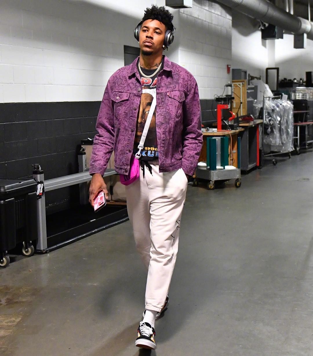 英媒：伊万-托尼不太可能1月回英超，也不太可能踢世界杯（英媒：伊万-托尼1月难回英超，世界杯参赛希望渺茫）