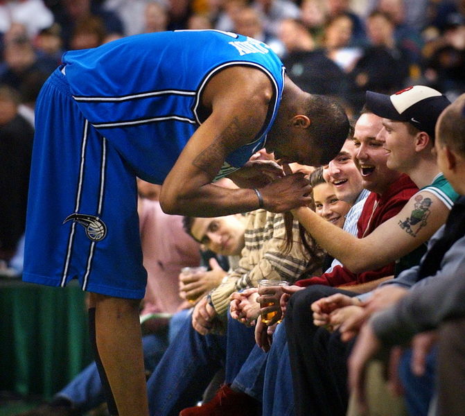 体坛记忆｜保罗全力对决勇士到底能否成功复仇？亨特vs希莫斯，精彩比赛！（体坛回顾｜保罗硬撼勇士能否上演复仇？亨特PK希莫斯，精彩纷呈！）