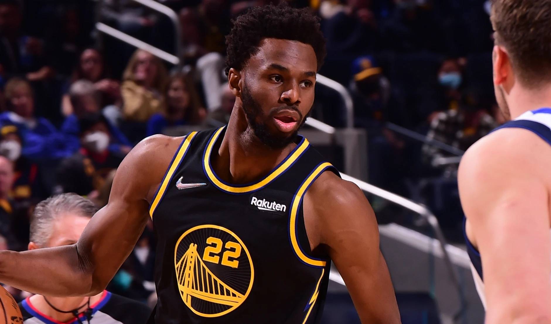 布朗&普里查德首节同时得分上双，凯尔特人领先活塞8分（首节布朗和普里查德均砍下两位数，凯尔特人暂以8分领先活塞）