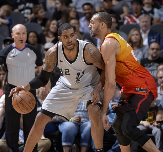 尼克斯17分逆转是自97年来圣诞大战第三大分差逆转胜利（尼克斯圣诞大战完成17分大逆转，创1997年以来第三大分差逆转纪录）