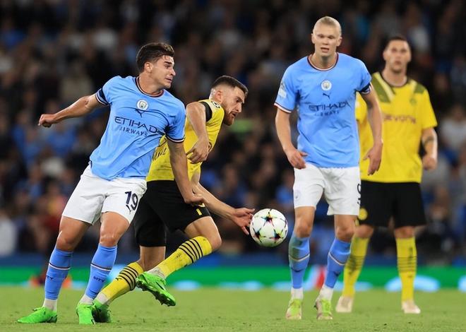 西甲官方：巴萨球迷在上周比赛有对毕包、威廉斯等的辱骂行为（西甲官方通报：巴萨球迷上周比赛中辱骂毕尔巴鄂与威廉斯等人）