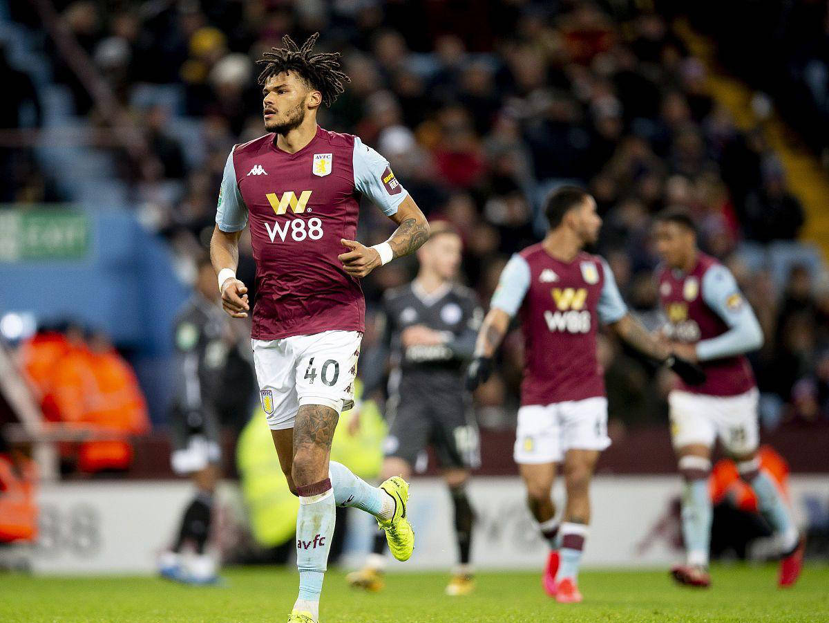 哈利伯顿：希望到月底的时候我能开始进行一对一的训练（哈利伯顿：争取在月底开启一对一训练）