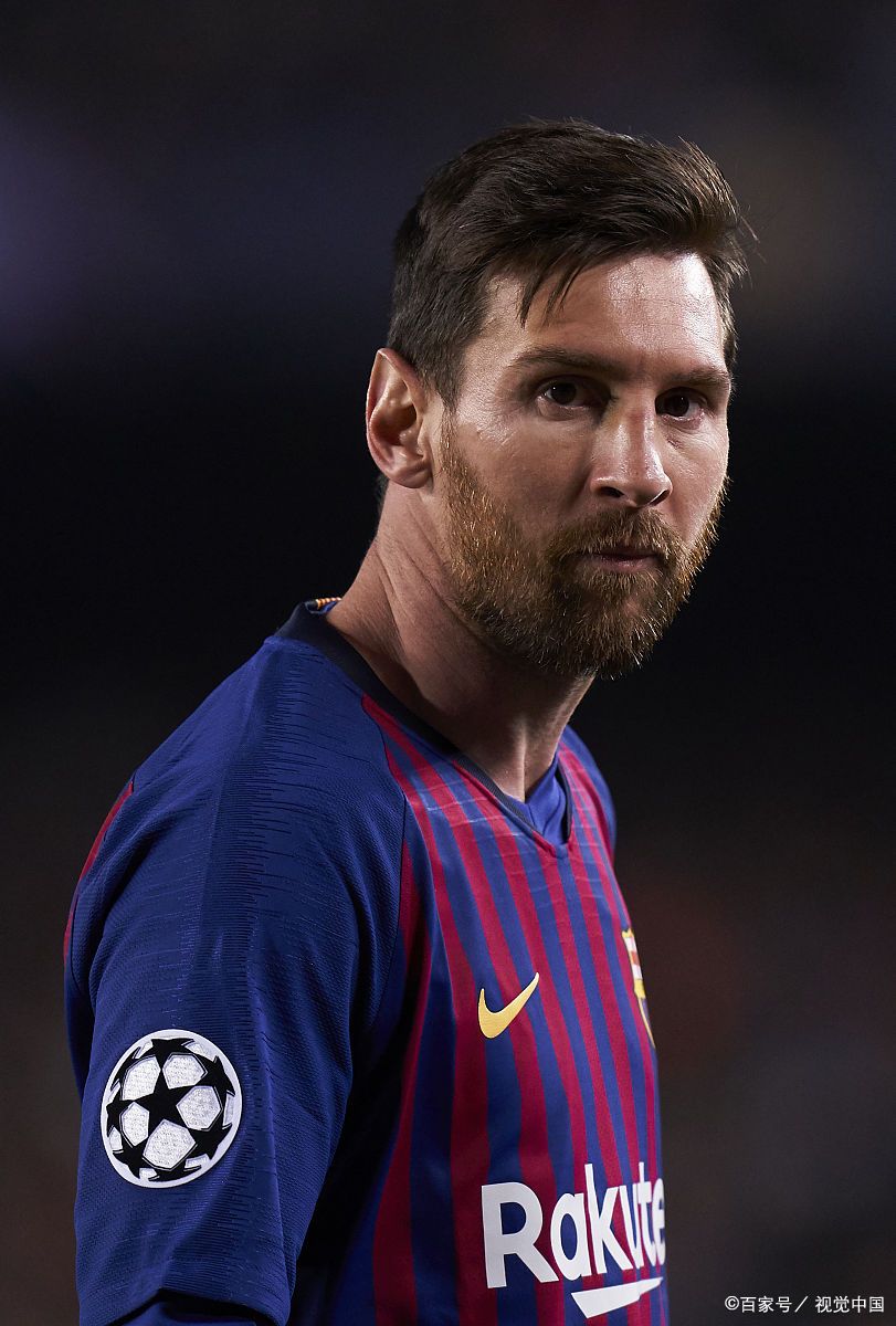 篮球湖人球员训练结束后状态恢复良好（湖人队球员训练后状态恢复理想）