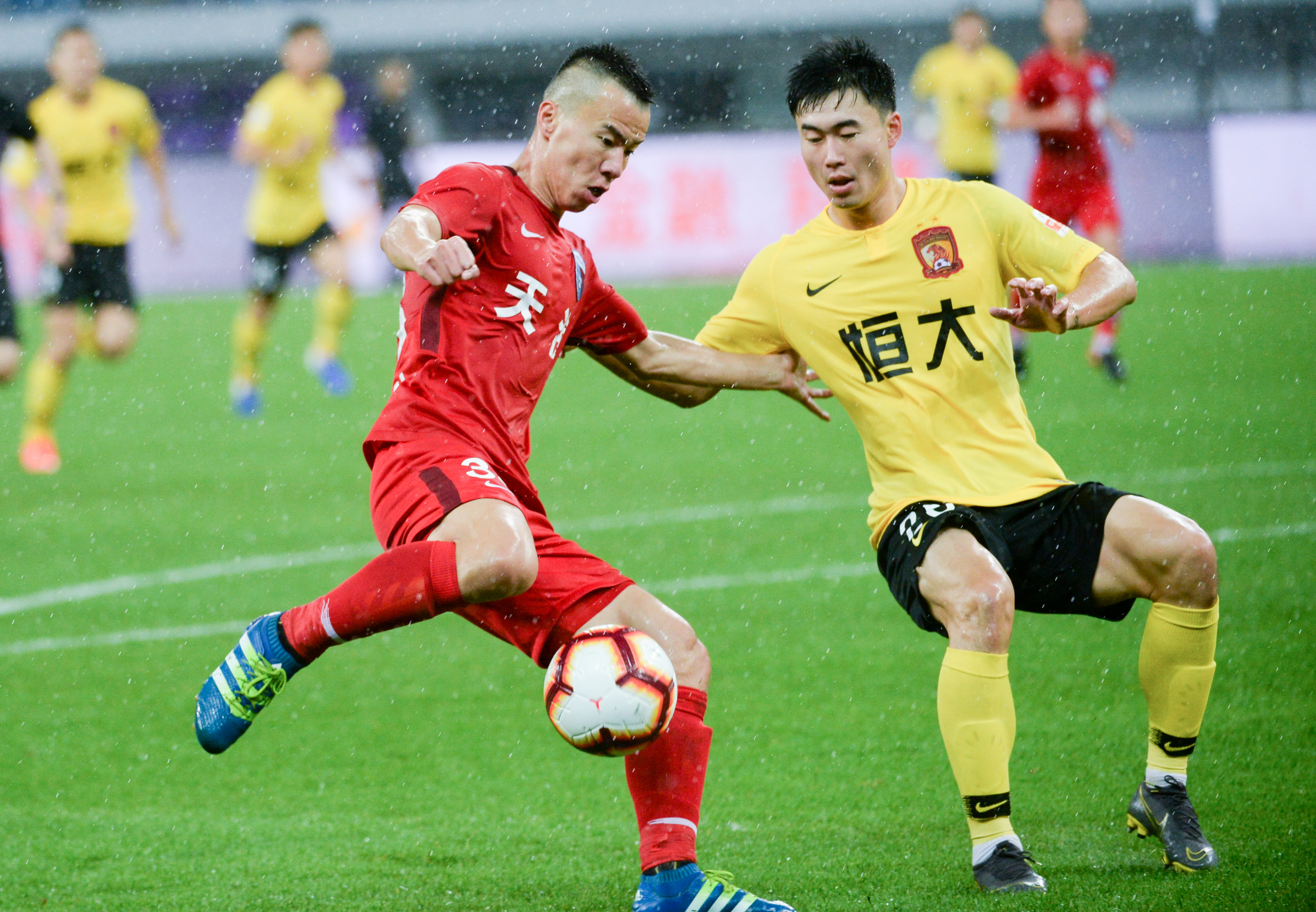 梅州众将：不管未来怎样都要打好最后一场，拼出个保级机会（梅州将士：无论前路如何，最后一战也要搏出保级希望）