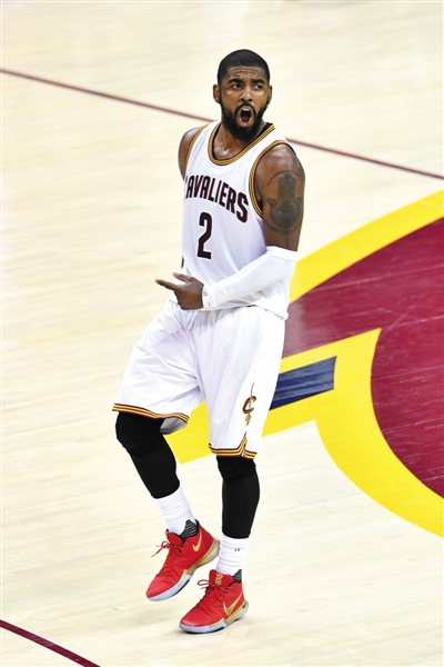 科克：不管踢几分钟都要发挥重要作用，接受分配给自己的角色（科克：无论出场多久都要贡献价值，服从球队角色安排）