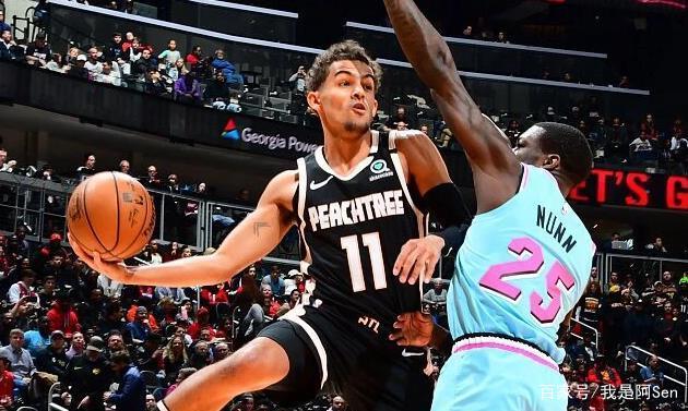 投疯了！鲍尔三分再中打停老鹰&一节半16记三分 分差24分（三分狂潮！鲍尔再中迫停老鹰，1节半轰进16记三分领先24分）