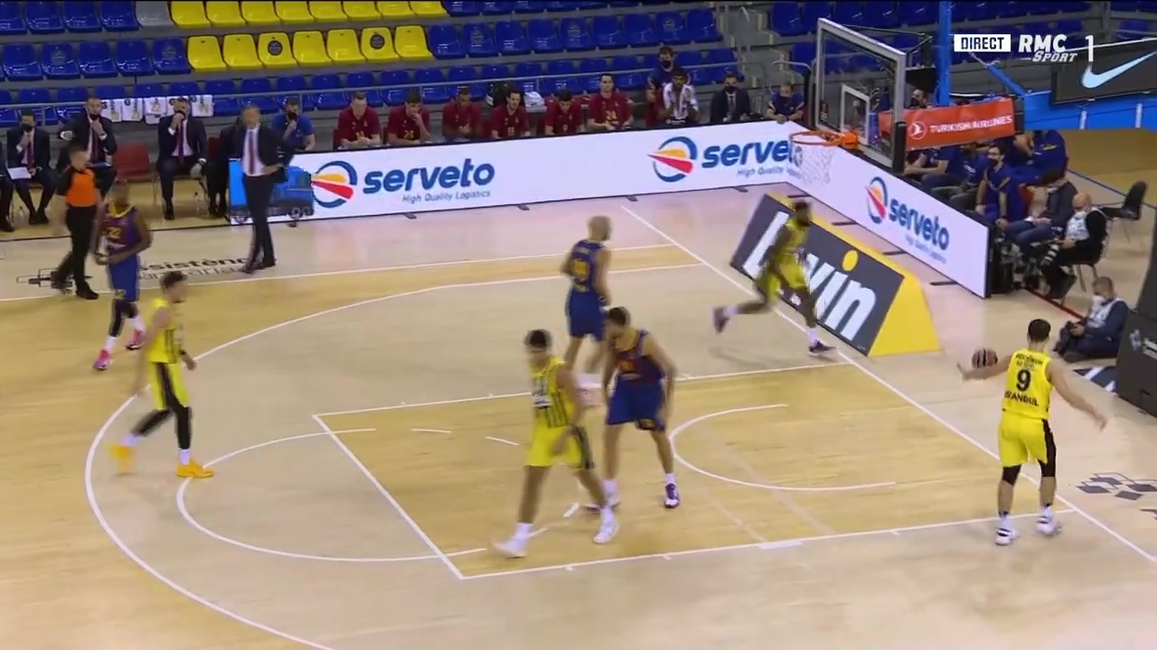 美记：国王仍对库明加感兴趣，但他的价值因状态挣扎有所降低（美媒：国王仍有意库明加，但其状态低迷致身价下滑）