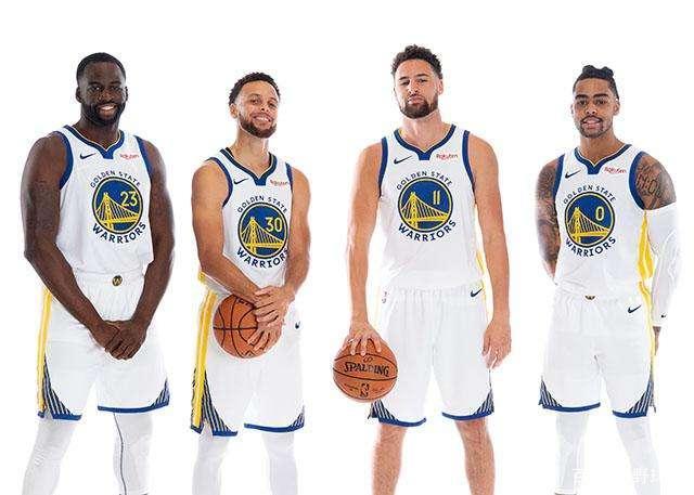 马刺后场连线表现亮眼（马刺后场组合发挥出色）