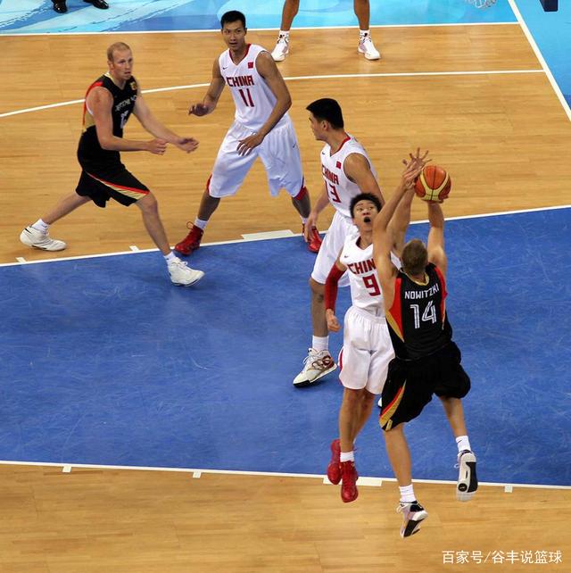 比利时年度最佳教练候选：孔帕尼、摩纳哥主帅波科尼奥利在列（比利时年度最佳教练候选名单出炉：孔帕尼与摩纳哥主帅波科尼奥利入选）